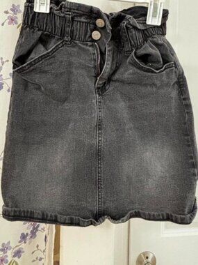 Women's Black and Grey Skirt